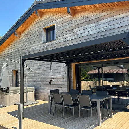 Le Grand Perce Neige & Jacuzzi A Proximite De Gerardmer Domek alpejski *