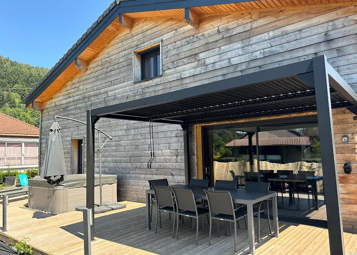 Le Grand Perce Neige & Jacuzzi A Proximite De Gerardmer Horská chata *